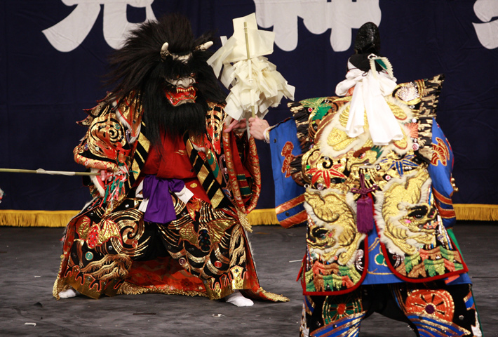 有福温泉神楽団